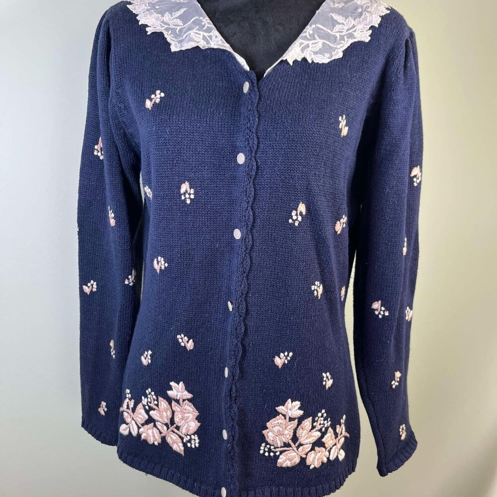 Herman Geist Vintage Embroidered Cardigan W/Lace Collar SZ M Preppy Cottagecore